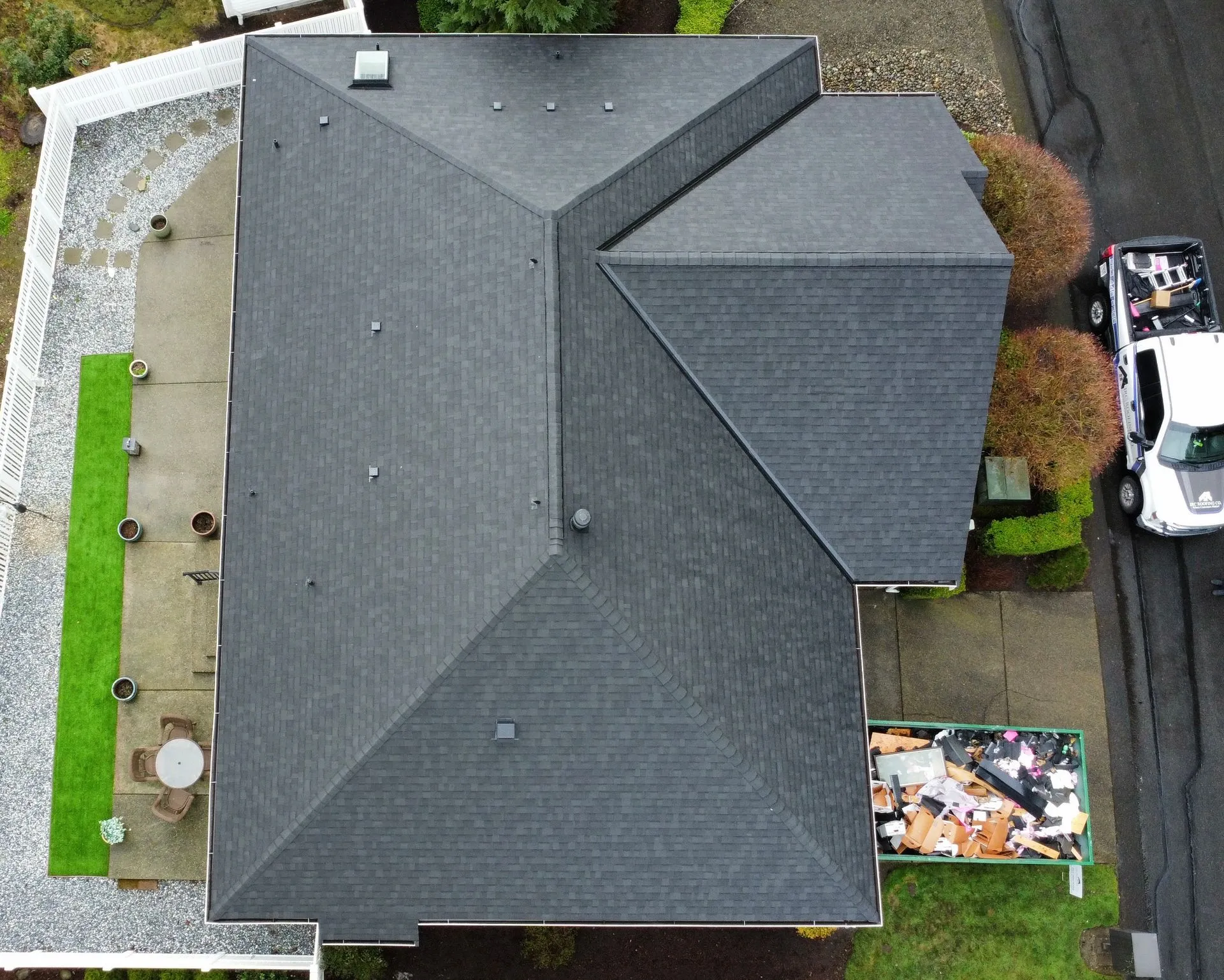 Asphalt shingle roof